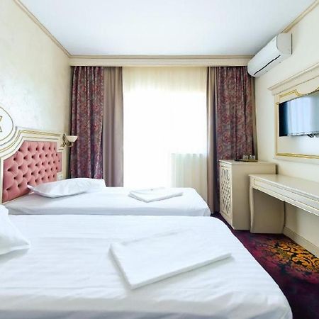 Hotel Belona เอโฟริเอนอร์ด ภายนอก รูปภาพ