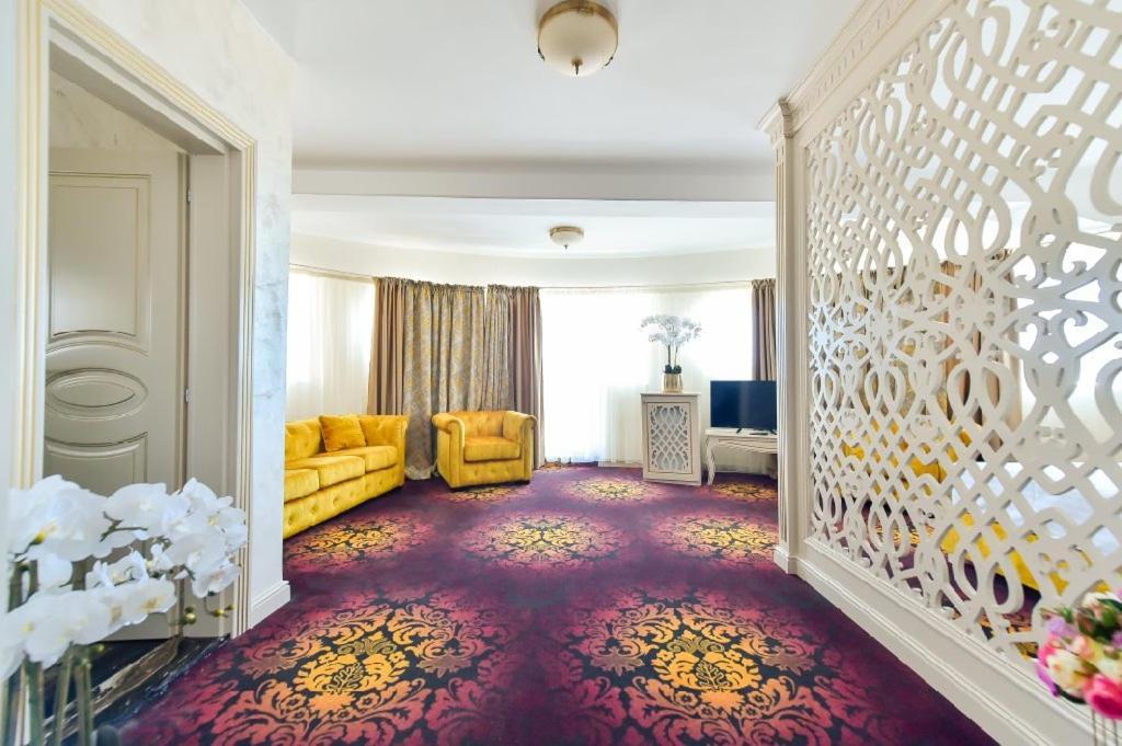 Hotel Belona เอโฟริเอนอร์ด ภายนอก รูปภาพ